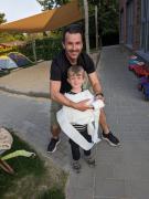 Verrückte und lustige Spiele haben die Väter mit ihren Kindern gemacht!